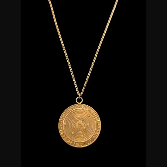 Vintage 1970's Zodiac Capricorn Gold Tone 46mm Pendant 24" Chain Necklace - Picture 7 of 9